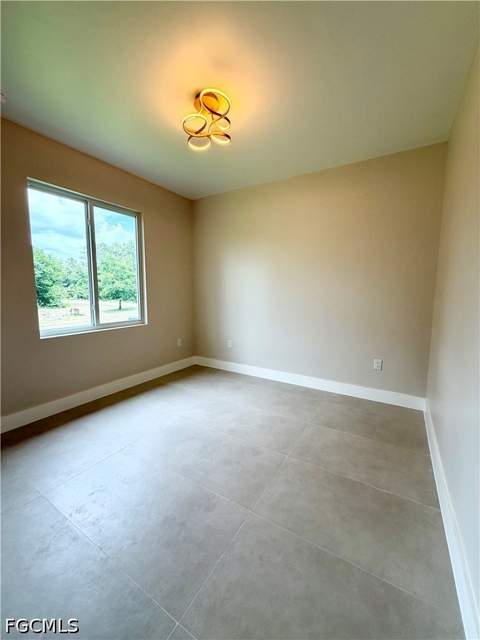 1013 Lincoln Ave, Lehigh Acres FL - photo 17 of 30