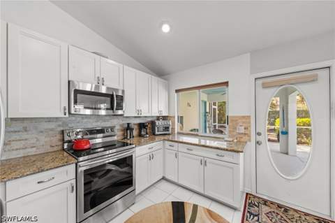 11671 Pine Hammock Cir, Fort Myers FL - photo 16 of 50