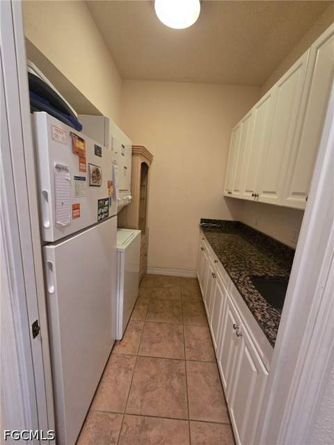 228 SE 30th Ter, Cape Coral FL - photo 11 of 33