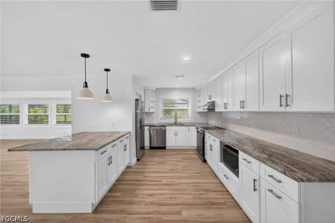4957 Sorrento Ct, Cape Coral FL - photo 10 of 48