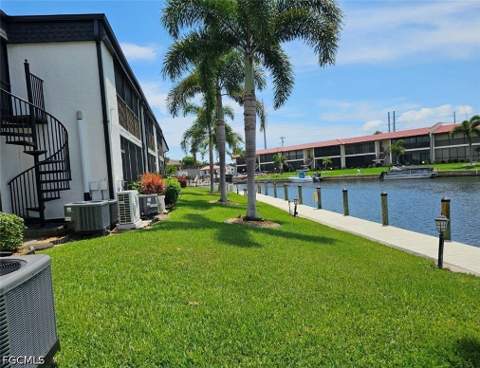 4722 SE 1st Pl 5, Cape Coral FL - photo 10 of 50