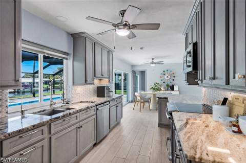 4005 SE 1st Ave, Cape Coral FL - photo 10 of 40