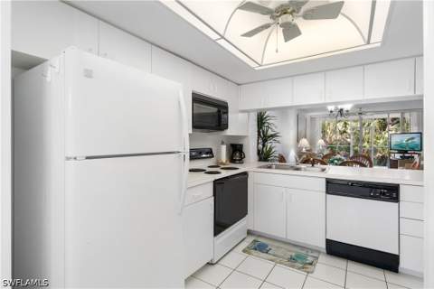 290 Naples Cove Dr 2103, Naples FL - photo 13 of 32