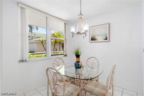 290 Naples Cove Dr 2103, Naples FL - photo 15 of 32