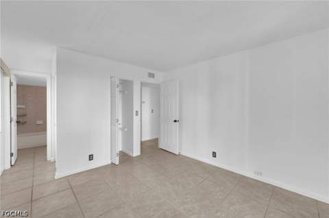 2875 Palm Beach Blvd 205, Fort Myers FL - photo 22 of 27