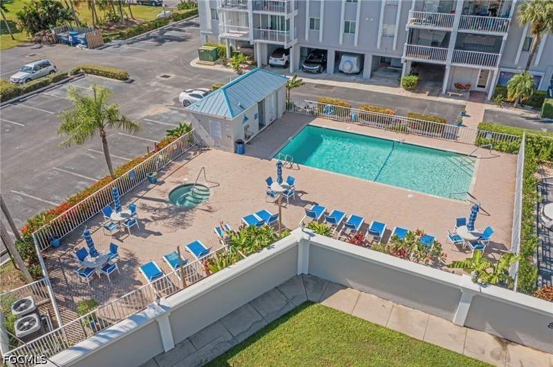 2 bedroom Condominium at 2875 Palm Beach Blvd 205, Palm Beach Landings, Fort Myers — photo 5