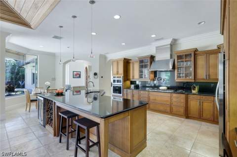 1284 Pocantico Ln, Naples FL - photo 18 of 50