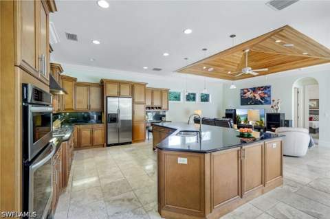 1284 Pocantico Ln, Naples FL - photo 21 of 50