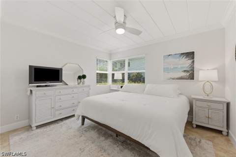275 8th Ave S 275, Naples FL - photo 9 of 20