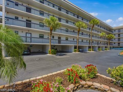 1023 Anglers Cv E304, Marco Island FL - photo 14 of 31