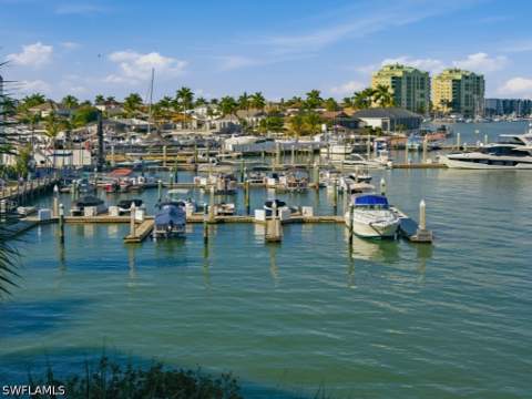 1023 Anglers Cv E304, Marco Island FL - photo 17 of 31