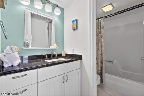 1250 Tennisplace Ct D33, Sanibel FL - photo 11 of 21