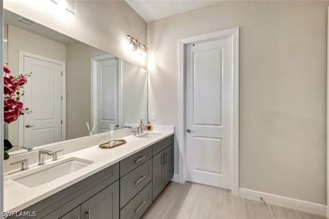 9209 Cayman Dr, Naples FL - photo 12 of 18