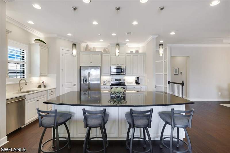 3 bedroom Condominium at 9684 Montelanico Loop 204, Esplanade, Naples — photo 3