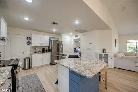 2920 NW 25th Ln, Cape Coral FL - photo 12 of 43