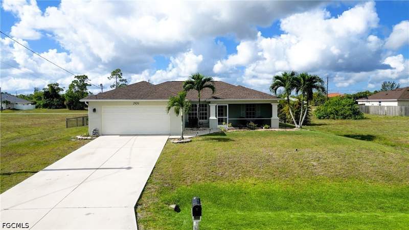 3 bedroom SingleFamilyResidence at 2920 NW 25th Ln, Cape Coral, Cape Coral — photo 2