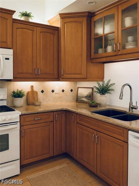 2203 McGregor Park Cir 2203, Fort Myers FL - photo 10 of 36