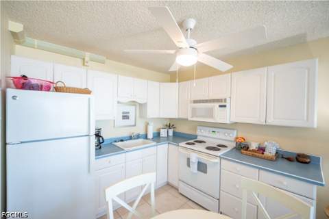 7300 Estero Blvd 606, Fort Myers Beach FL - photo 10 of 39