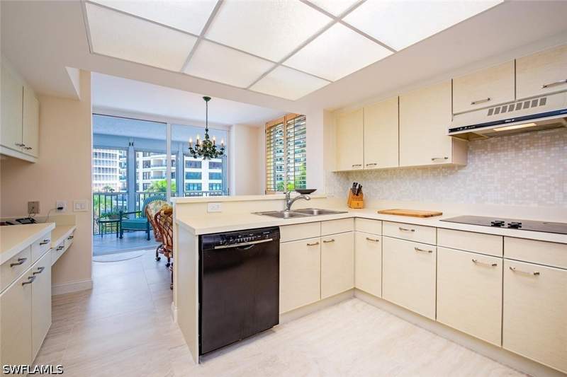 2 bedroom Condominium at 4401 Gulf Shore Blvd N D306, Monaco Beach Club, Naples — photo 4