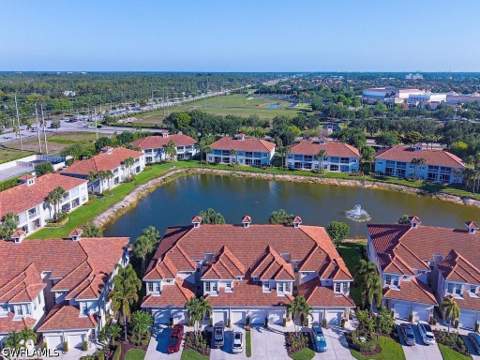3049 Driftwood Way 3803, Naples FL - photo 16 of 19