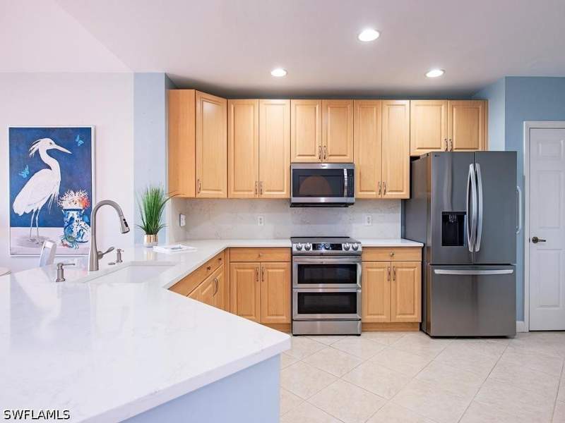2 bedroom Condominium at 3049 Driftwood Way 3803, Coconut Bay, Naples — photo 4