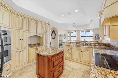12130 Shoreview Dr, Matlacha FL - photo 8 of 50
