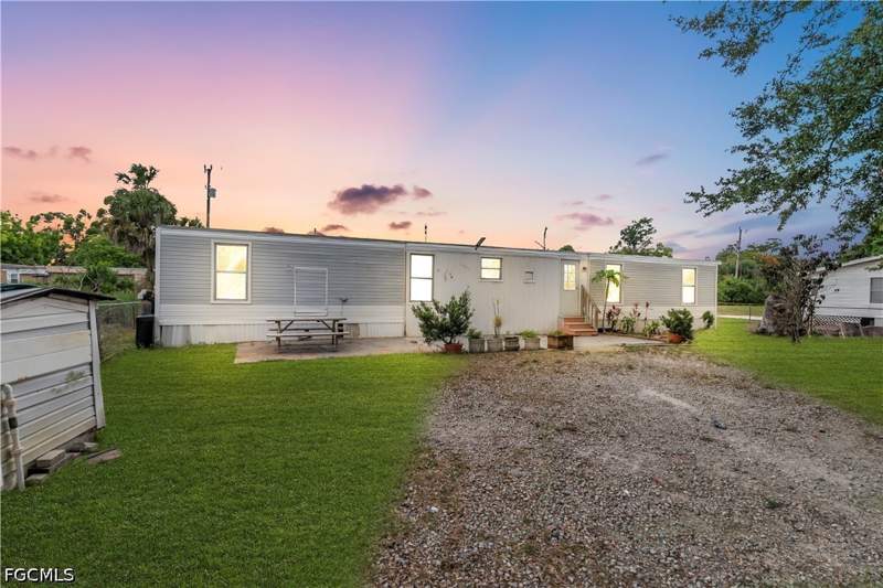 3 bedroom ManufacturedHome at 8106 Penny Dr, Suncoast Estates Unrec, North Fort Myers — photo 5