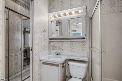 178 Caravan Cir, North Fort Myers FL - photo 19 of 39