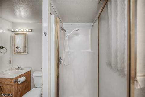 178 Caravan Cir, North Fort Myers FL - photo 23 of 39