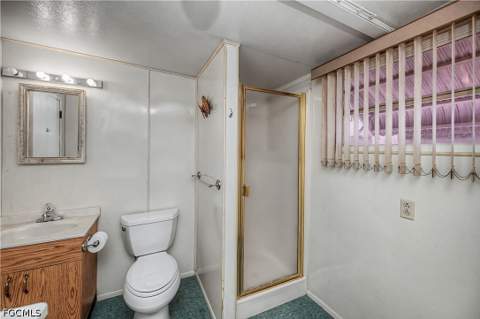 178 Caravan Cir, North Fort Myers FL - photo 24 of 39