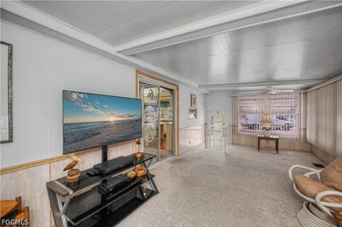 178 Caravan Cir, North Fort Myers FL - photo 9 of 39