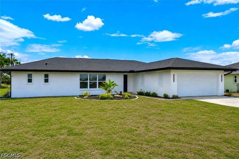 3 bedroom SingleFamilyResidence at 3745 SE 6th Ave, Cape Coral, Cape Coral — photo 3