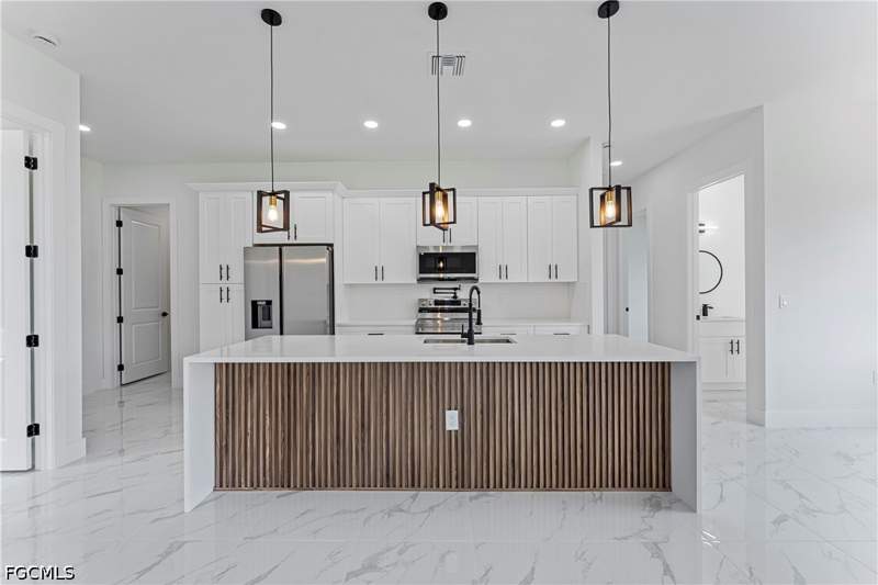 4 bedroom SingleFamilyResidence at 718 Phelps St E, Lehigh Acres, Lehigh Acres — photo 5