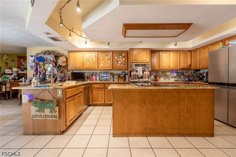3 bedroom SingleFamilyResidence at 13746 Brynwood Ln, Brynwood, Fort Myers — photo 5