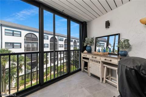 1011 Anglers Cv H403, Marco Island FL - photo 17 of 44