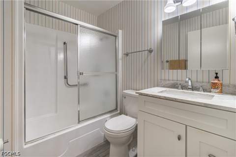 1747 Pebble Beach Dr 315, Fort Myers FL - photo 10 of 34