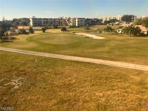 1747 Pebble Beach Dr 315, Fort Myers FL - photo 13 of 34