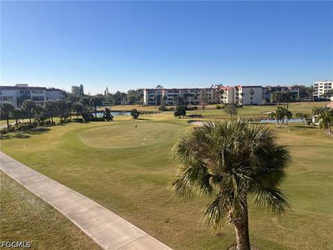 1747 Pebble Beach Dr 315, Fort Myers FL - photo 14 of 34