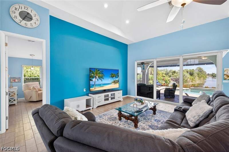 3 bedroom SingleFamilyResidence at 2334 SW Trafalgar Pkwy, Cape Coral, Cape Coral — photo 4