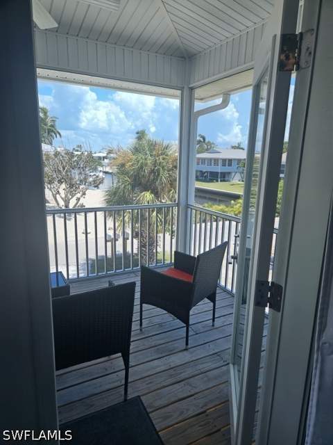 431 Lazy Way, Fort Myers Beach FL - photo 13 of 40