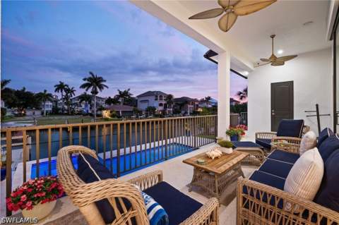 388 Pine Ave, Naples FL - photo 9 of 34