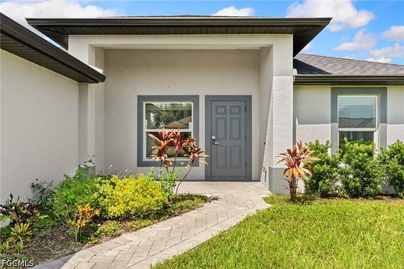 3 bedroom SingleFamilyResidence at 2422 NW 21st Ave, Cape Coral, Cape Coral — photo 3