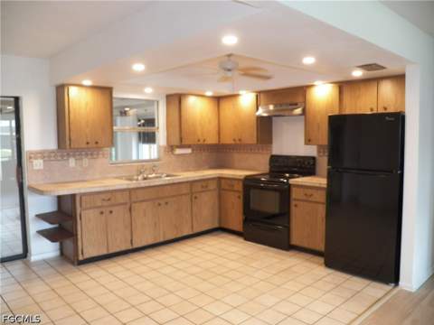 1768 Coral Point Dr, Cape Coral FL - photo 14 of 40