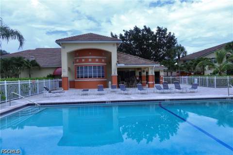6341 Aragon Way 107, Fort Myers FL - photo 6 of 48