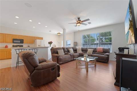 1709 NW 15th Ter, Cape Coral FL - photo 17 of 35