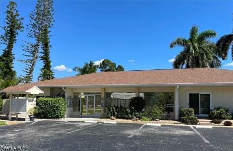 6184 Michelle Way 213, Fort Myers FL - photo 15 of 18