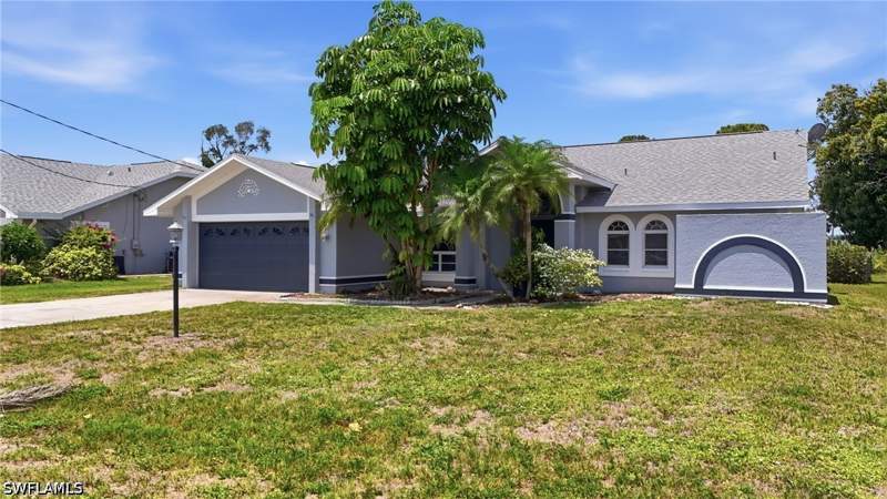 3 bedroom SingleFamilyResidence at 17306 Meadow Lake Cir, San Carlos Park, Fort Myers — photo 2