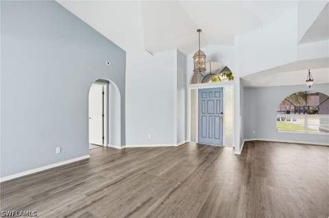 17306 Meadow Lake Cir, Fort Myers FL - photo 6 of 39