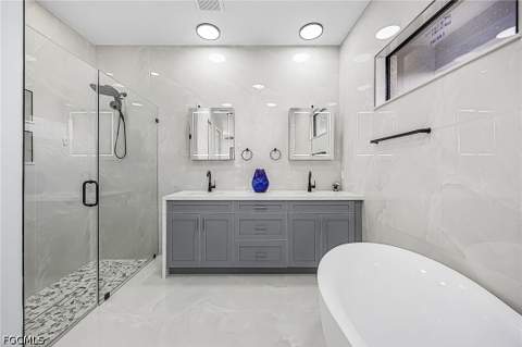 2724 NW 7th Pl, Cape Coral FL - photo 17 of 40