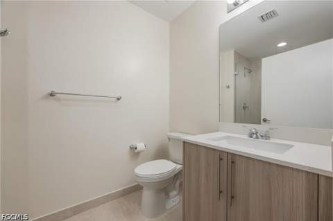 15901 Royal Pointe Ln 306, Fort Myers FL - photo 24 of 29